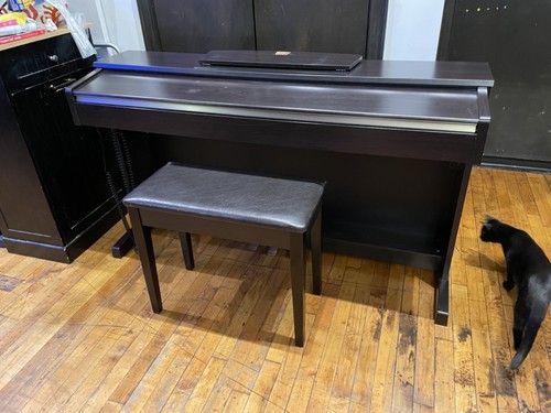 Yamaha clavinova clp 320 - yamaha,